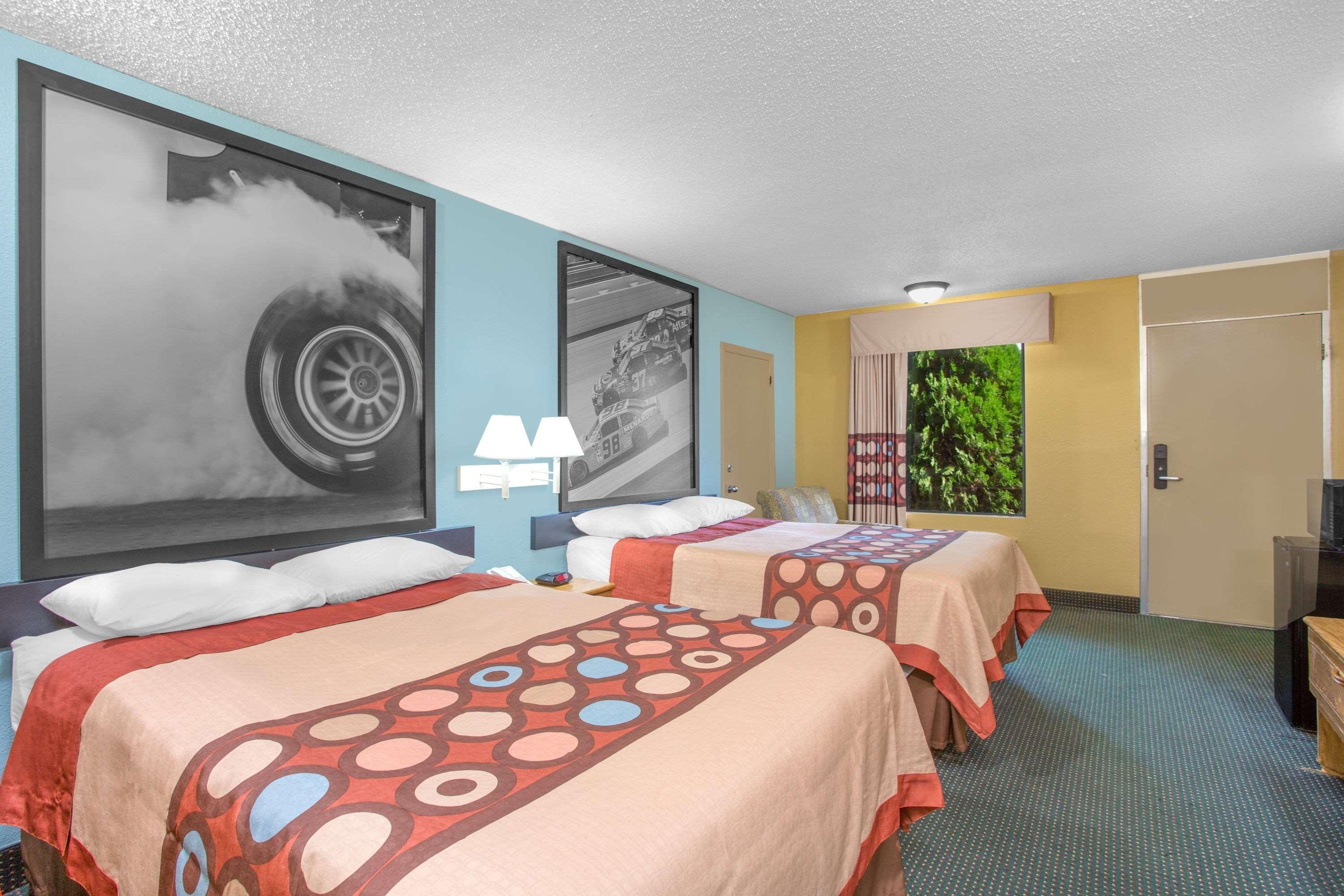 Super 8 By Wyndham Dunn Motel Ngoại thất bức ảnh