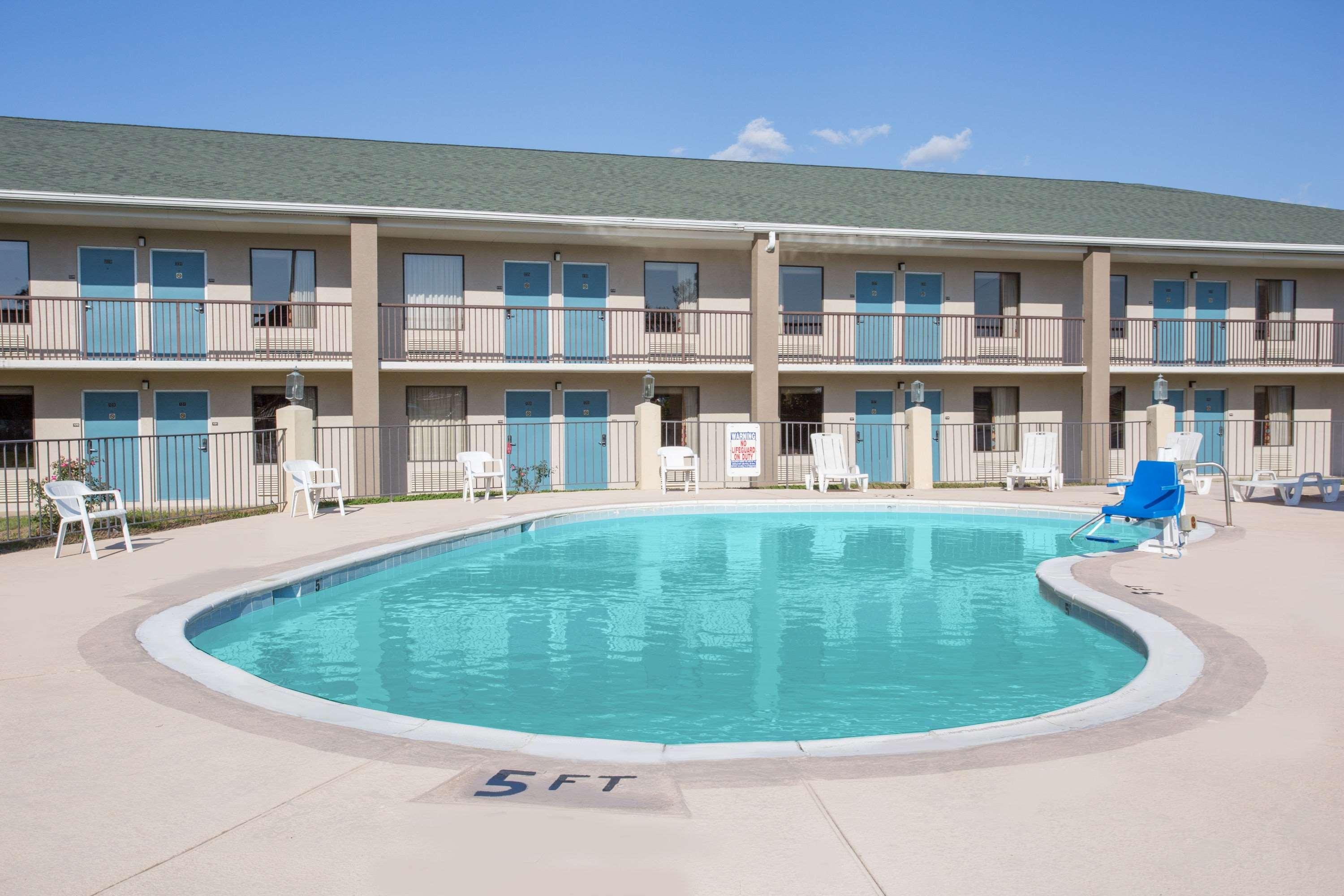 Super 8 By Wyndham Dunn Motel Ngoại thất bức ảnh